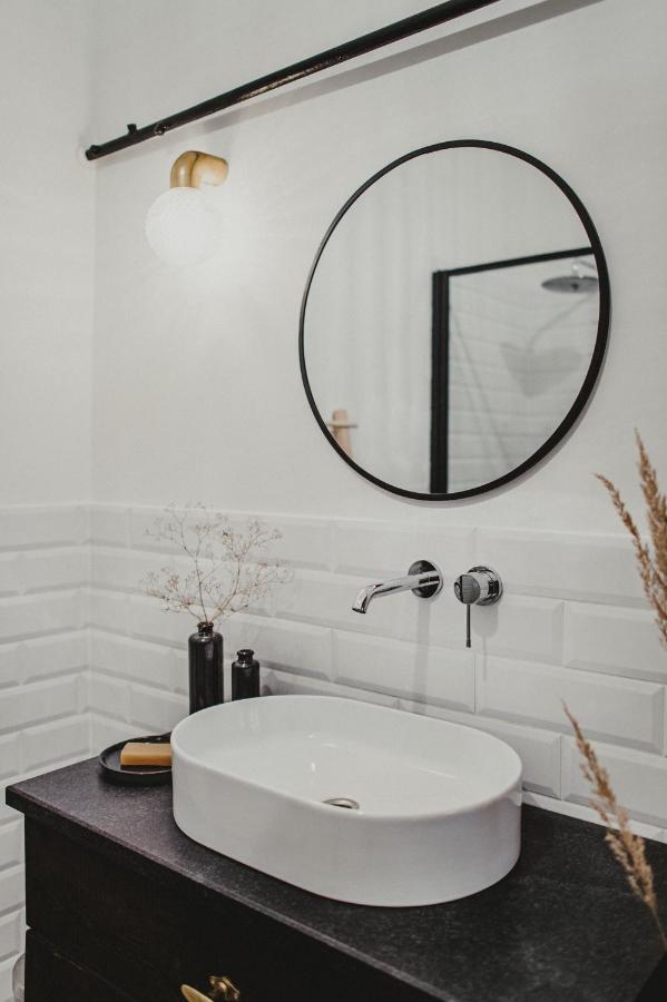 Cozy Apartment Near Zalgirio Arena By Urban Rent Kaunas Eksteriør bilde